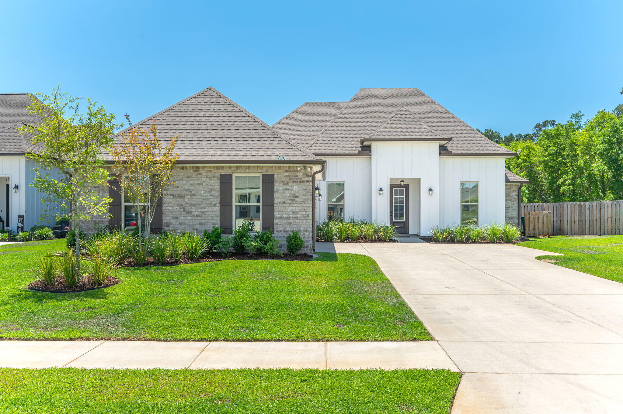 120 Lumen Loop Freeport, FL 32439 - Photo 2 of 83 2-web-or-mls-120-lumen-lp