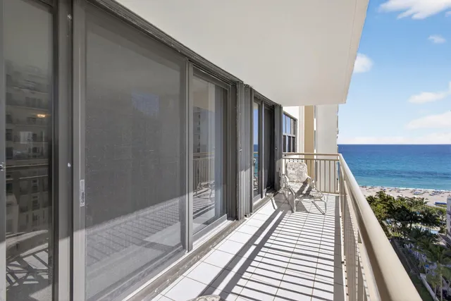 $649,000 | 3400 North Ocean Drive, Unit 1706, Singer Island, FL 33404