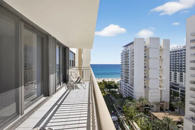 $649,000 | 3400 North Ocean Drive, Unit 1706, Singer Island, FL 33404