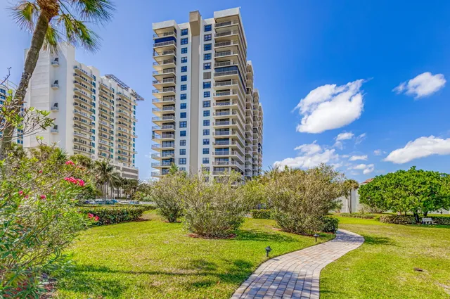 $649,000 | 3400 North Ocean Drive, Unit 1706, Singer Island, FL 33404