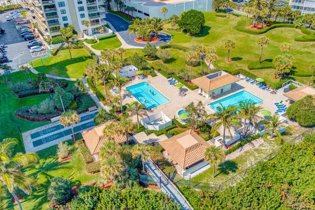 $649,000 | 3400 North Ocean Drive, Unit 1706, Singer Island, FL 33404