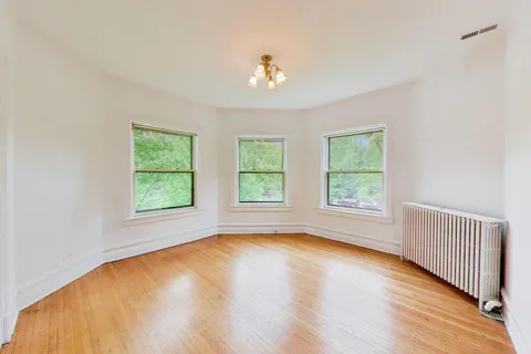 $1,250,000 | 245 North Kenilworth Avenue, Oak Park, IL 60302
