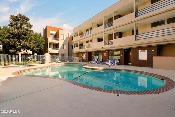 $434,400 | 7826 Topanga Canyon Boulevard, Unit 103, Canoga Park, CA 91304