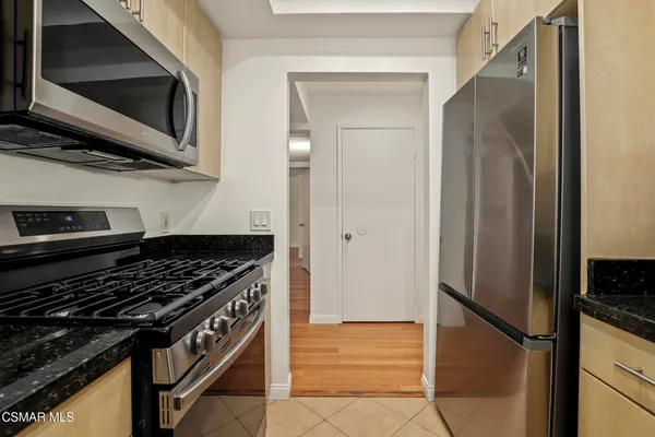 $434,400 | 7826 Topanga Canyon Boulevard, Unit 103, Canoga Park, CA 91304