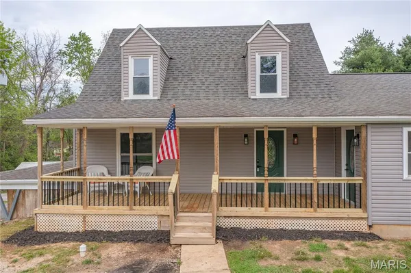 $177,000 | 115 West Jefferson Street, Vandalia, IL 62471