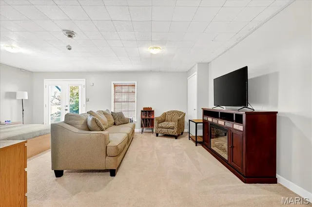 $240,000 | 3142 Autumn Trace Drive, Maryland Heights, MO 63043