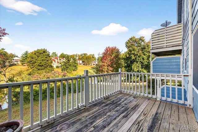 $240,000 | 3142 Autumn Trace Drive, Maryland Heights, MO 63043