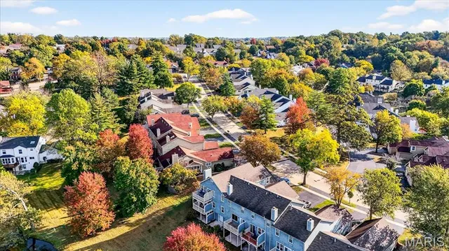 $240,000 | 3142 Autumn Trace Drive, Maryland Heights, MO 63043