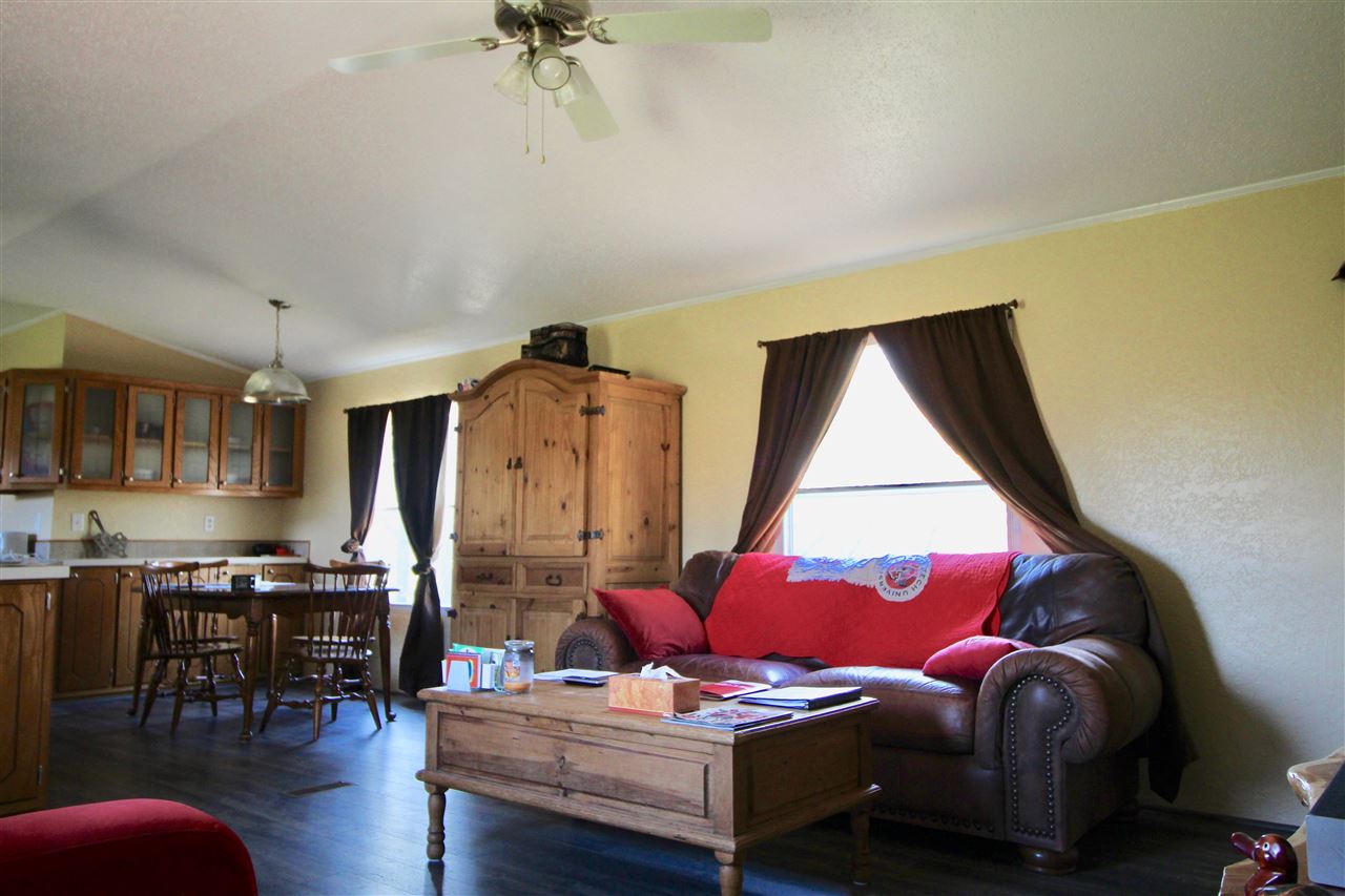 13450 Gunsmoke Road Perry, OK 73077 - Photo 4 of 10 Gallery Image 4