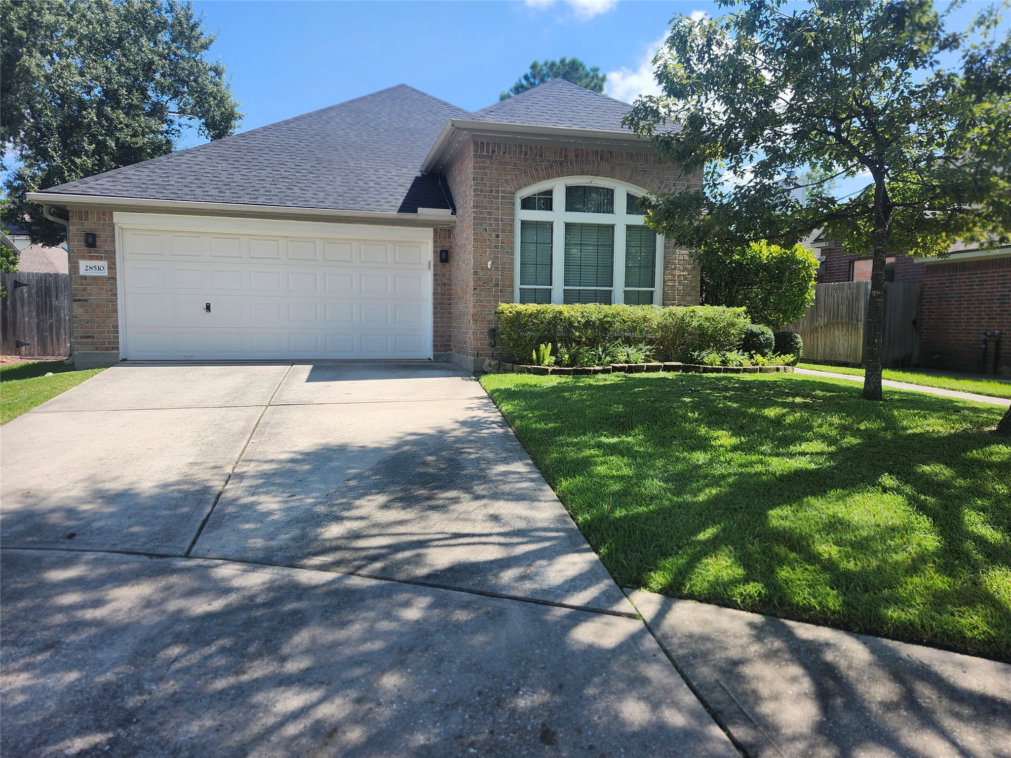 28510 Rustic Pines Court Spring, TX 77386 - Photo 1 of 27 Gallery Image 1