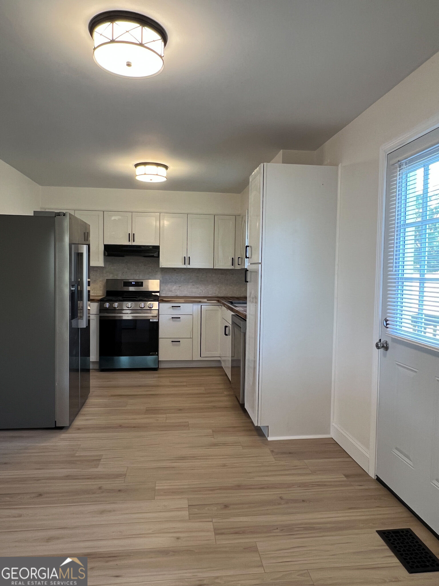 5028 Clarks Bridge Road Gainesville, GA 30506 - Photo 11 of 22 Gallery Image 11