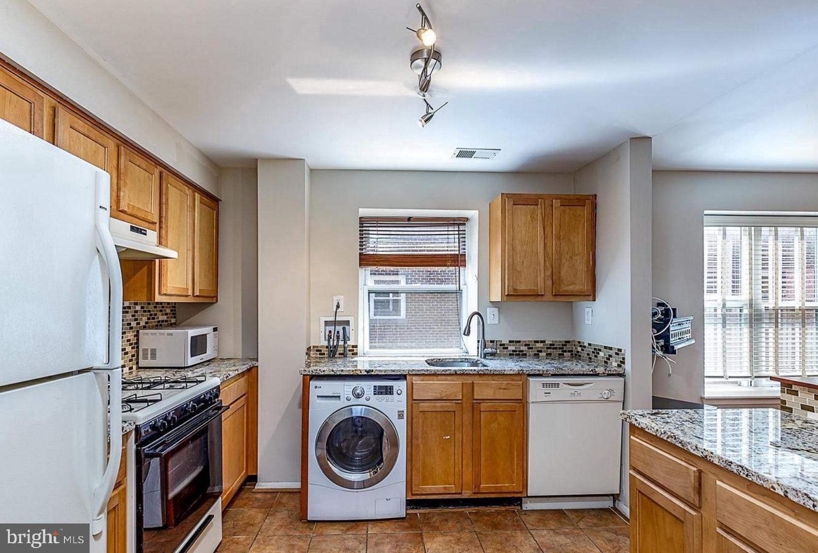 1441 Spring Road Northwest, Unit 204 Washington, DC 20010 - Photo 4 of 9 Gallery Image 4