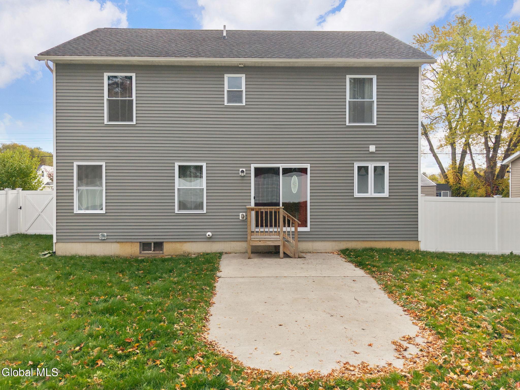 44 Shepard Avenue Schenectady, NY 12304 - Photo 36 of 50 36