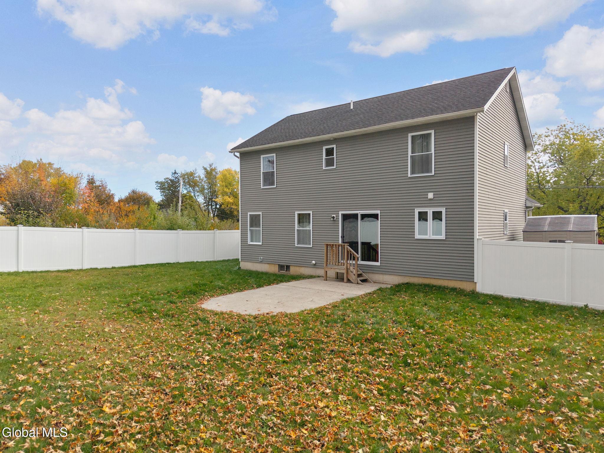 44 Shepard Avenue Schenectady, NY 12304 - Photo 38 of 50 38