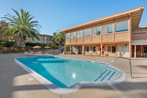 $490,000 | 6876 Hyde Park Drive, Unit G, San Diego, CA 92119