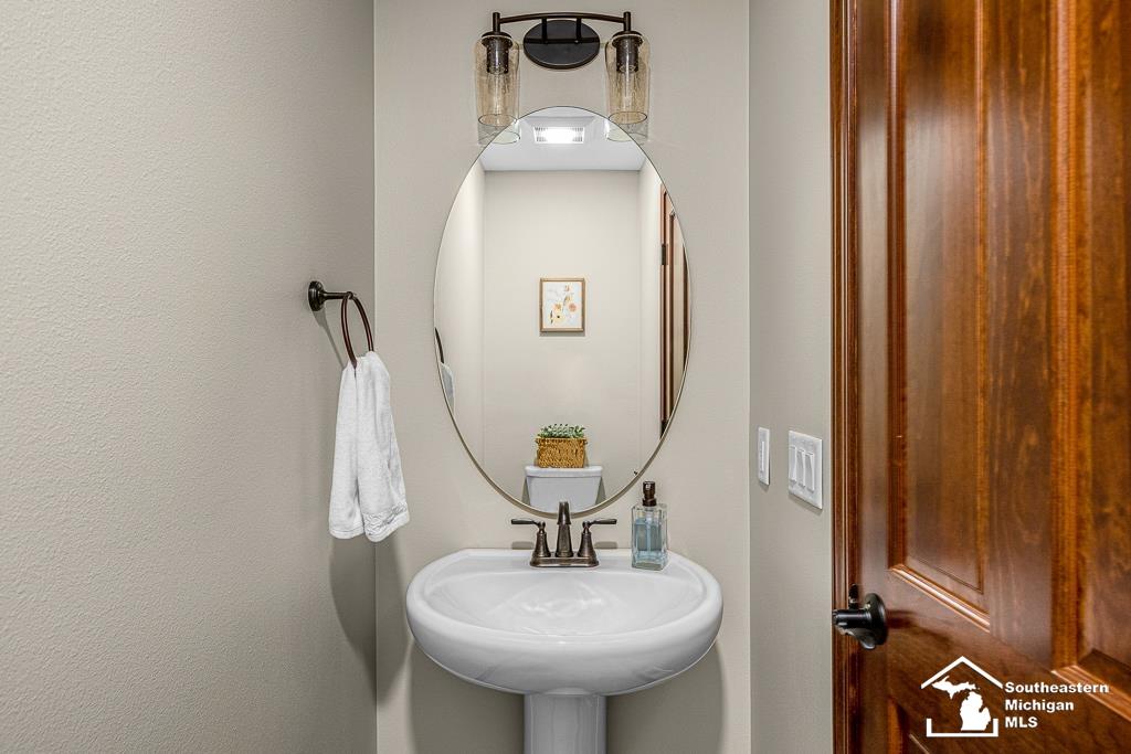 1900 West Erie Road Temperance, MI 48182 - Photo 27 of 54