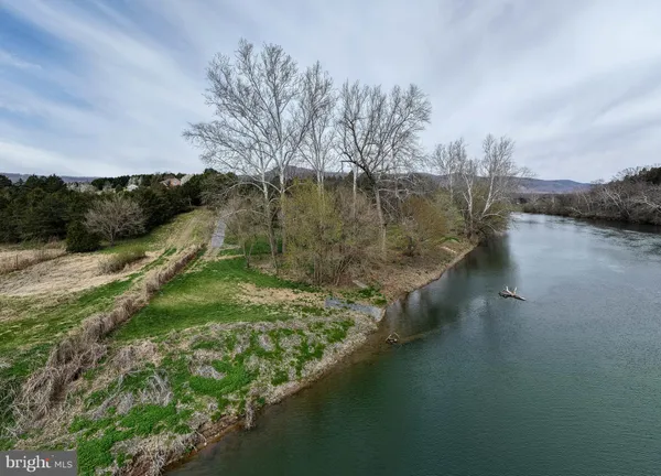 $695,000 | 217 Silver Bell Lane, Luray, VA 22835