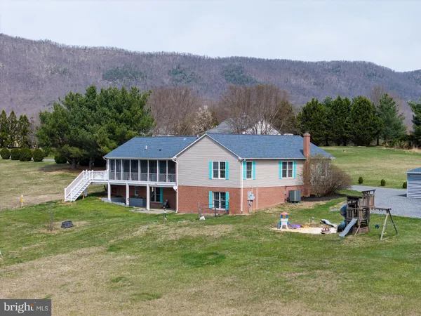 $695,000 | 217 Silver Bell Lane, Luray, VA 22835