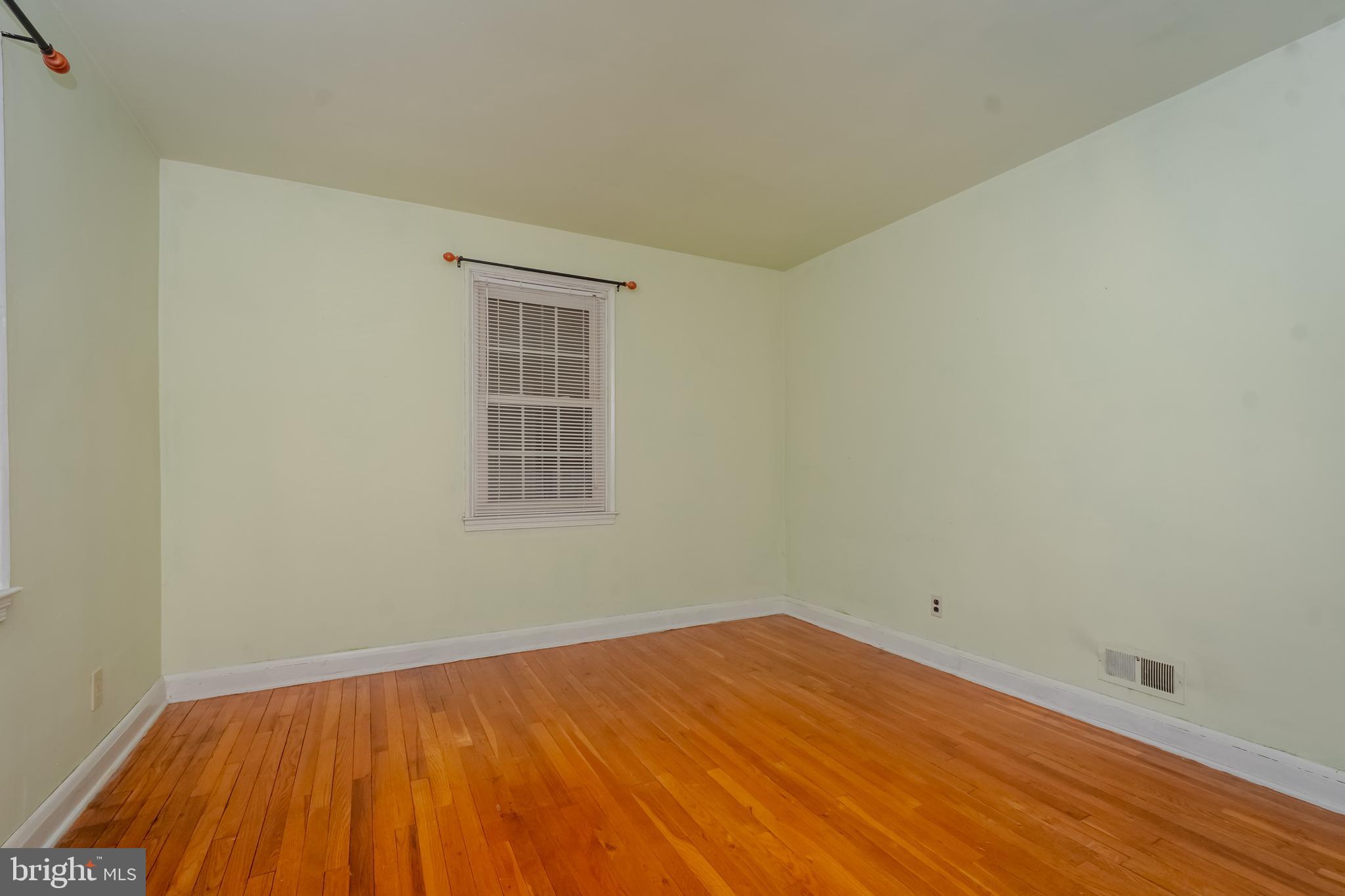 2602 Linwood Road Baltimore, MD 21234 - Photo 10 of 33 Gallery Image 10