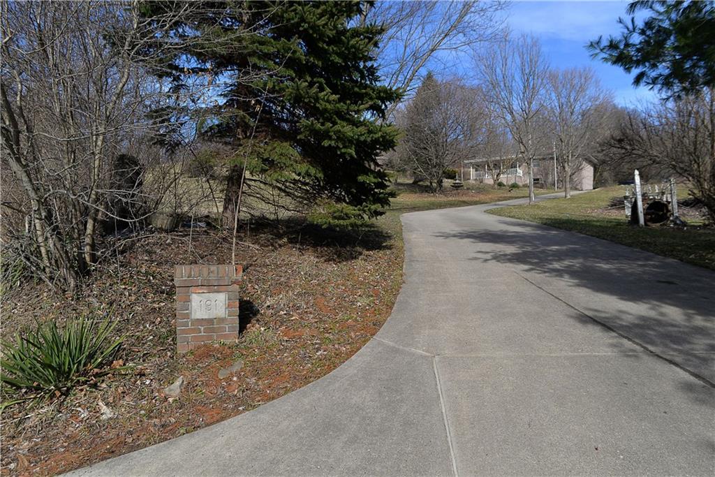 191 Depaoli Road McDonald, PA 15057 - Photo 4 of 8
