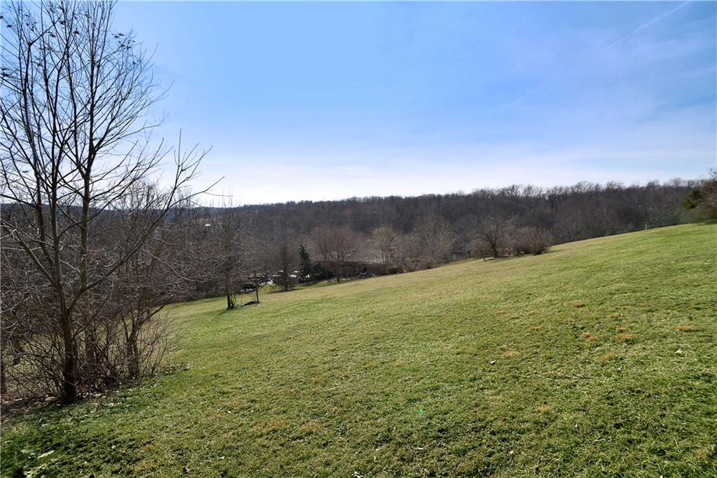 191 Depaoli Road McDonald, PA 15057 - Photo 6 of 8