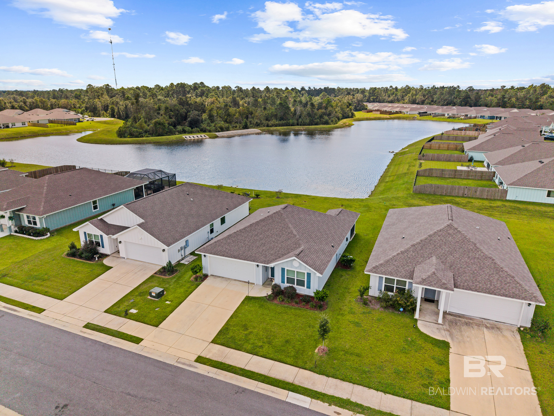 22348 Aleutian Avenue Foley, AL 36535 - Photo 3 of 50 Gallery Image 3