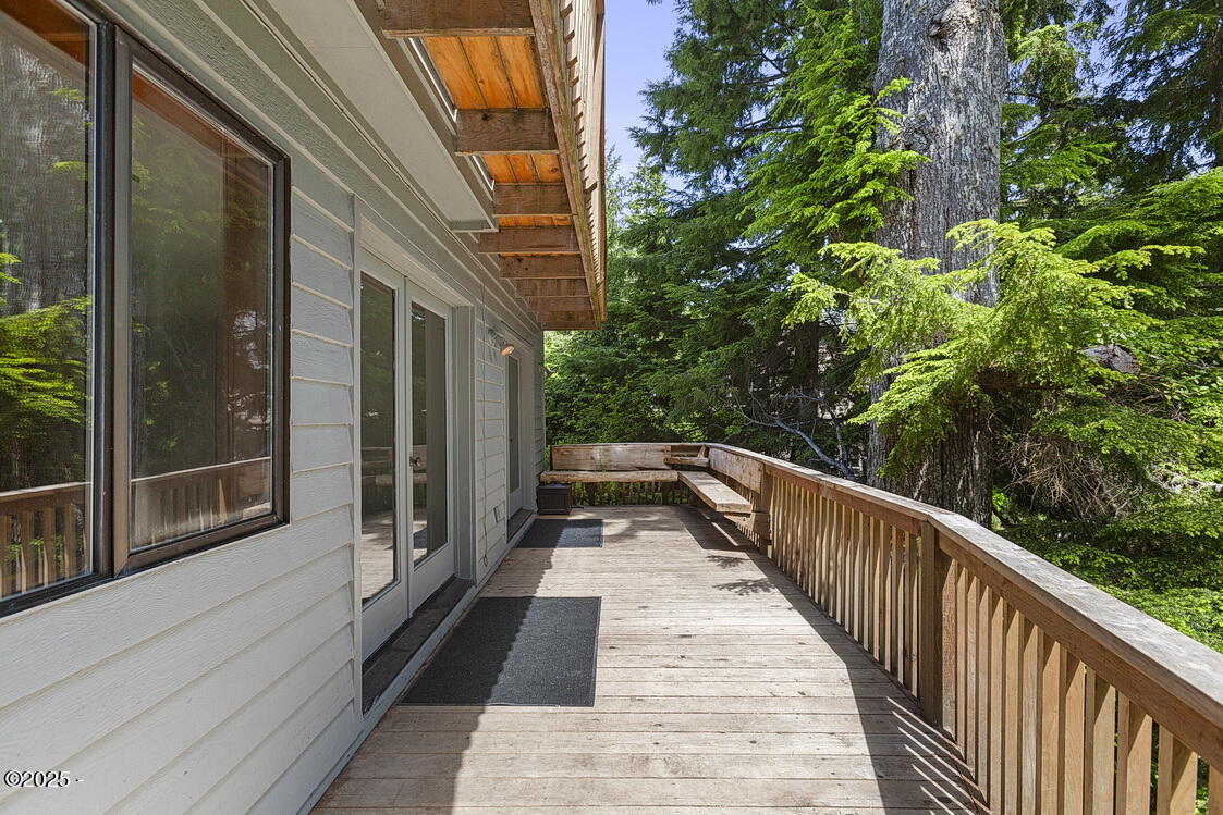 445 Summit View Lane Gleneden Beach, OR 97388 - Photo 46 of 67 Deck Downstairs