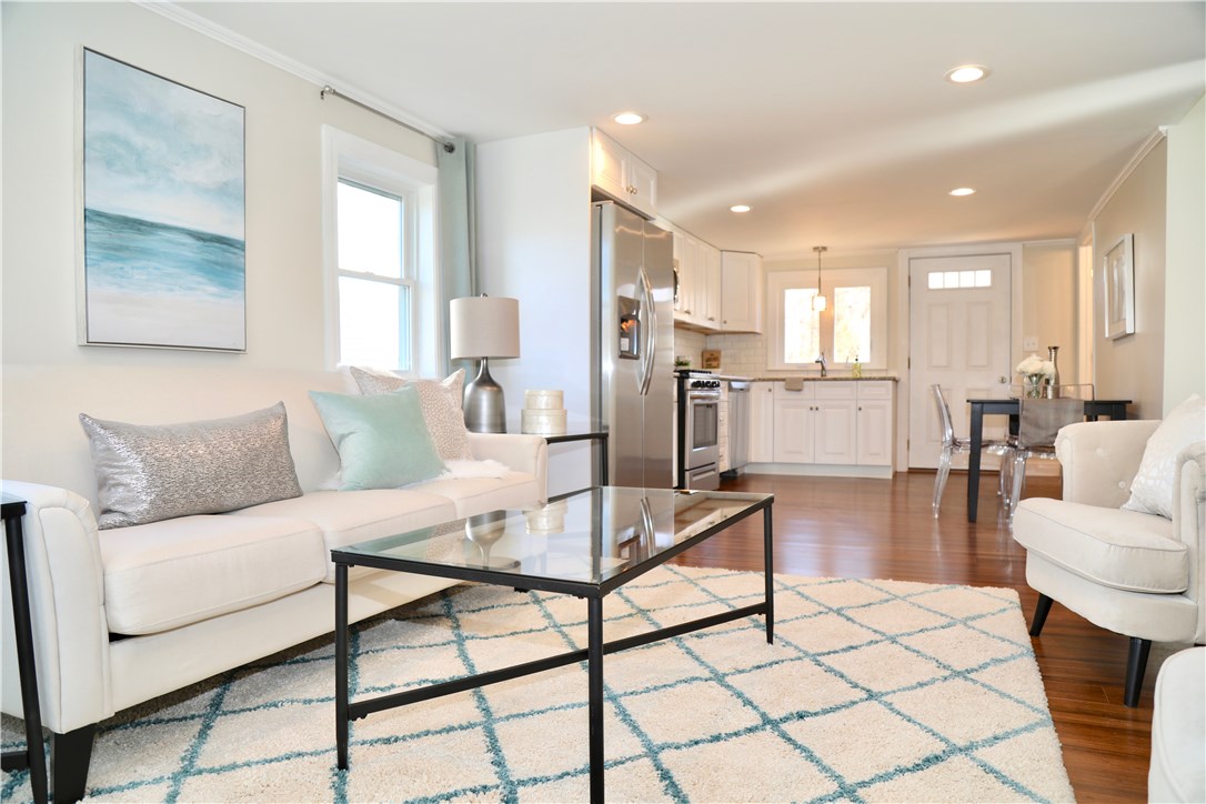 48 Guild Avenue Warwick, RI 02889 - Photo 1 of 36 Gallery Image 1