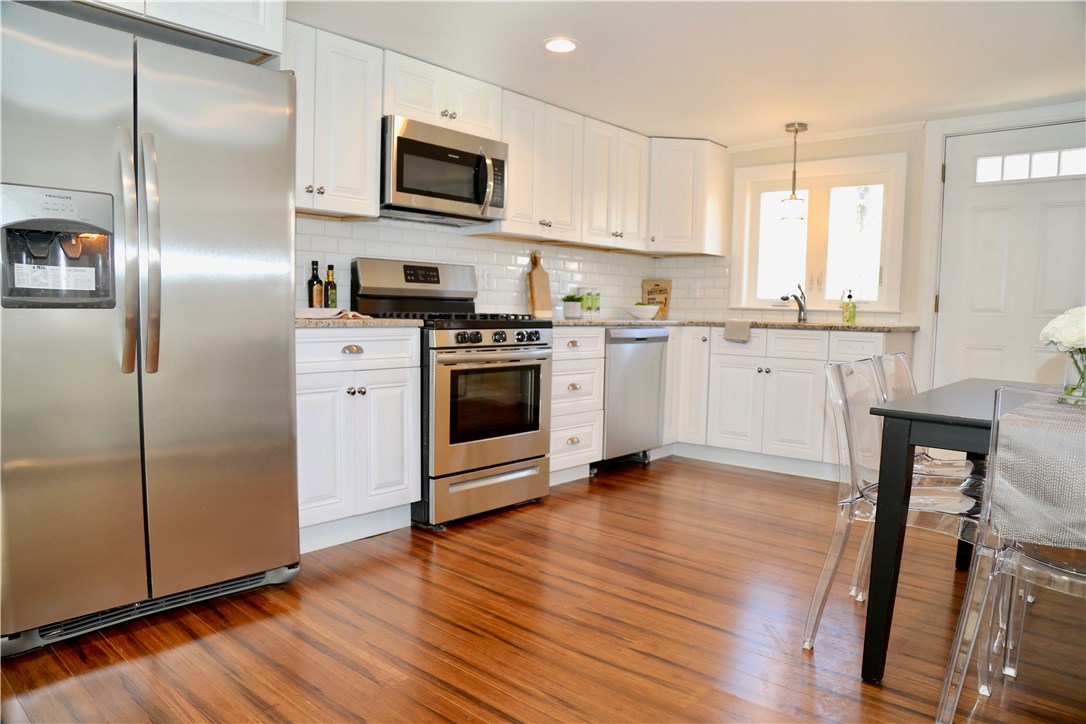48 Guild Avenue Warwick, RI 02889 - Photo 8 of 36 Gallery Image 8