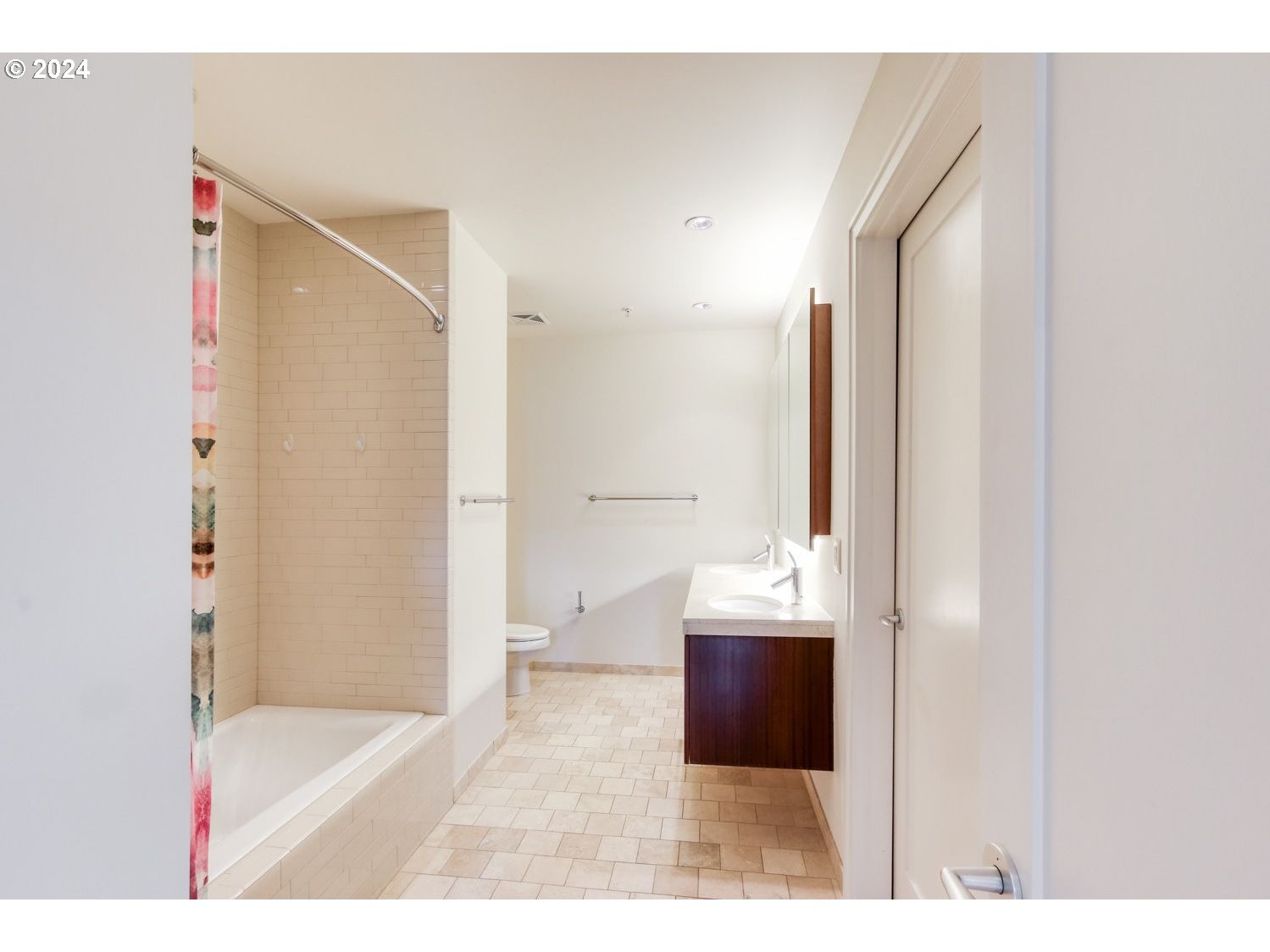 841 Southwest Gaines Street, Unit 512 Portland, OR 97239 - Photo 27 of 35 Gallery Image 27