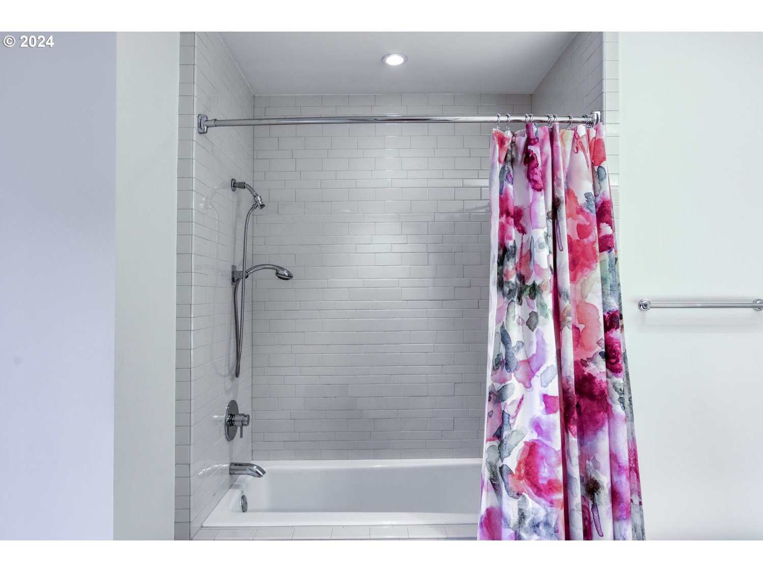 841 Southwest Gaines Street, Unit 512 Portland, OR 97239 - Photo 30 of 35 Gallery Image 30