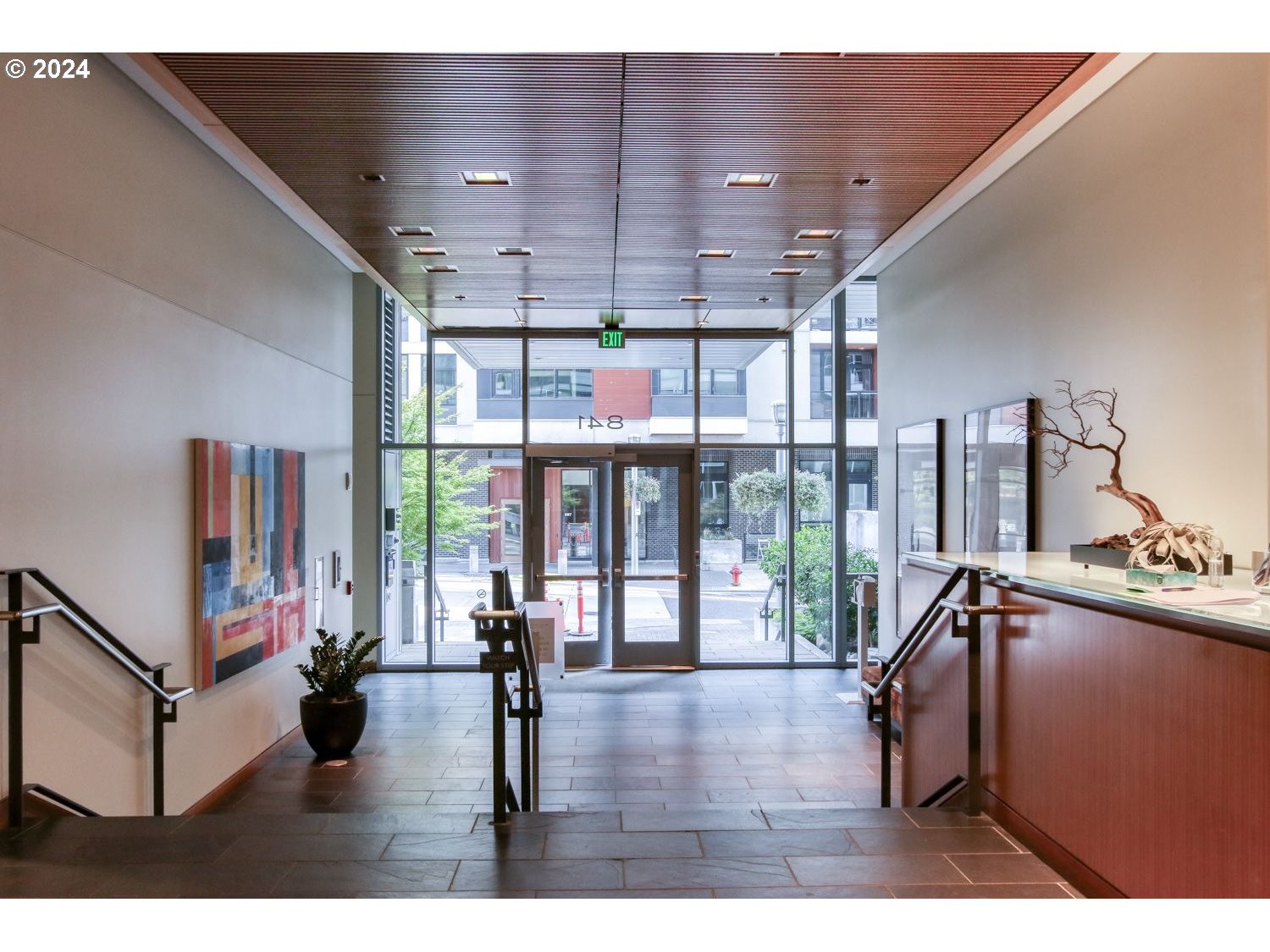 841 Southwest Gaines Street, Unit 512 Portland, OR 97239 - Photo 4 of 35 Gallery Image 4
