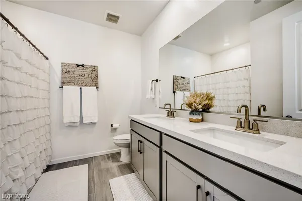 $3,495 | 1579 Hopeful Lark Lane, Las Vegas, NV 89138