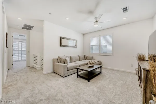 $3,495 | 1579 Hopeful Lark Lane, Las Vegas, NV 89138