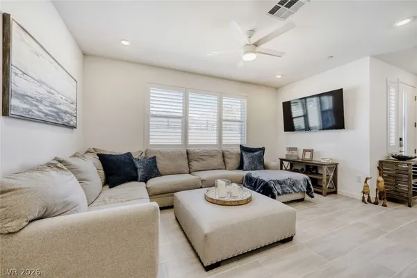 $3,495 | 1579 Hopeful Lark Lane, Las Vegas, NV 89138