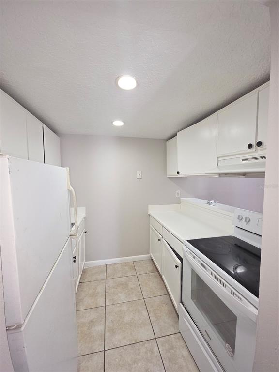 921 West Oak Ridge Road, Unit 921C Orlando, FL 32809 - Photo 9 of 11