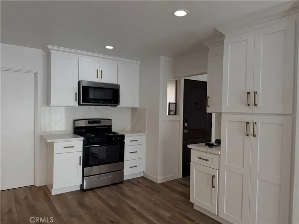 $952,000 | 1720 Elsinore Avenue, Oxnard, CA 93035