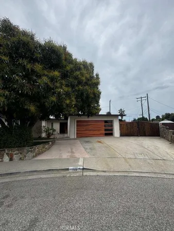 $952,000 | 1720 Elsinore Avenue, Oxnard, CA 93035