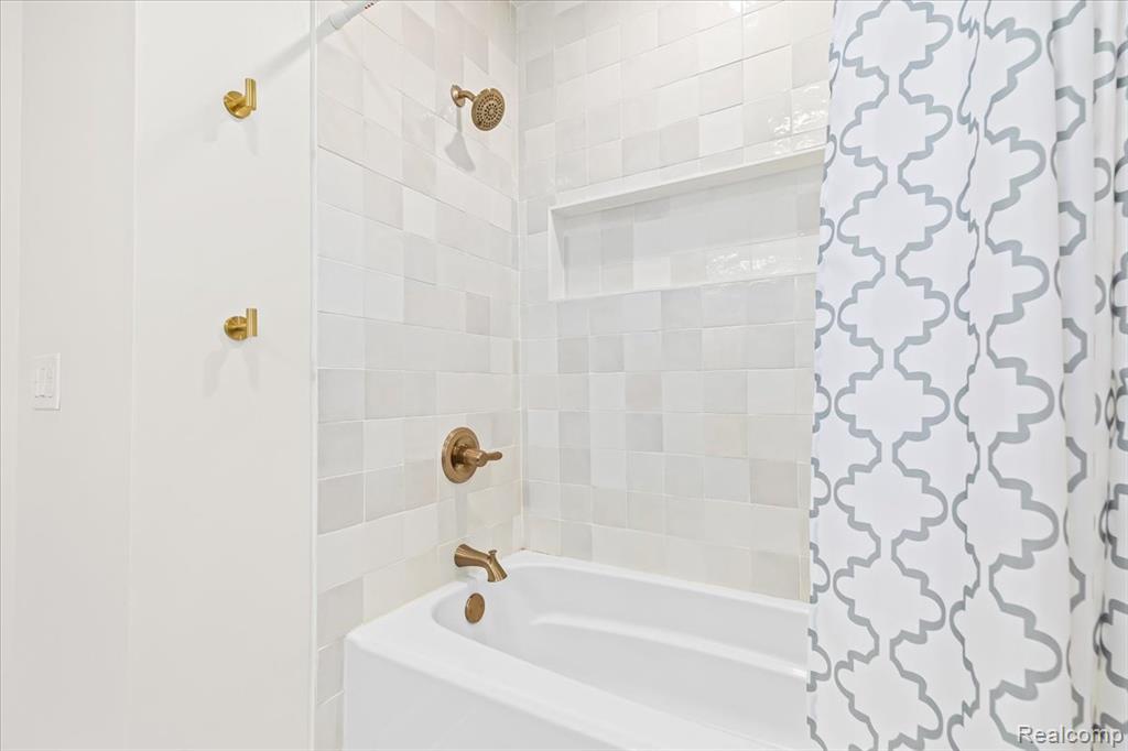 2679 Columbia Road Berkley, MI 48072 - Photo 12 of 16 Gallery Image 12