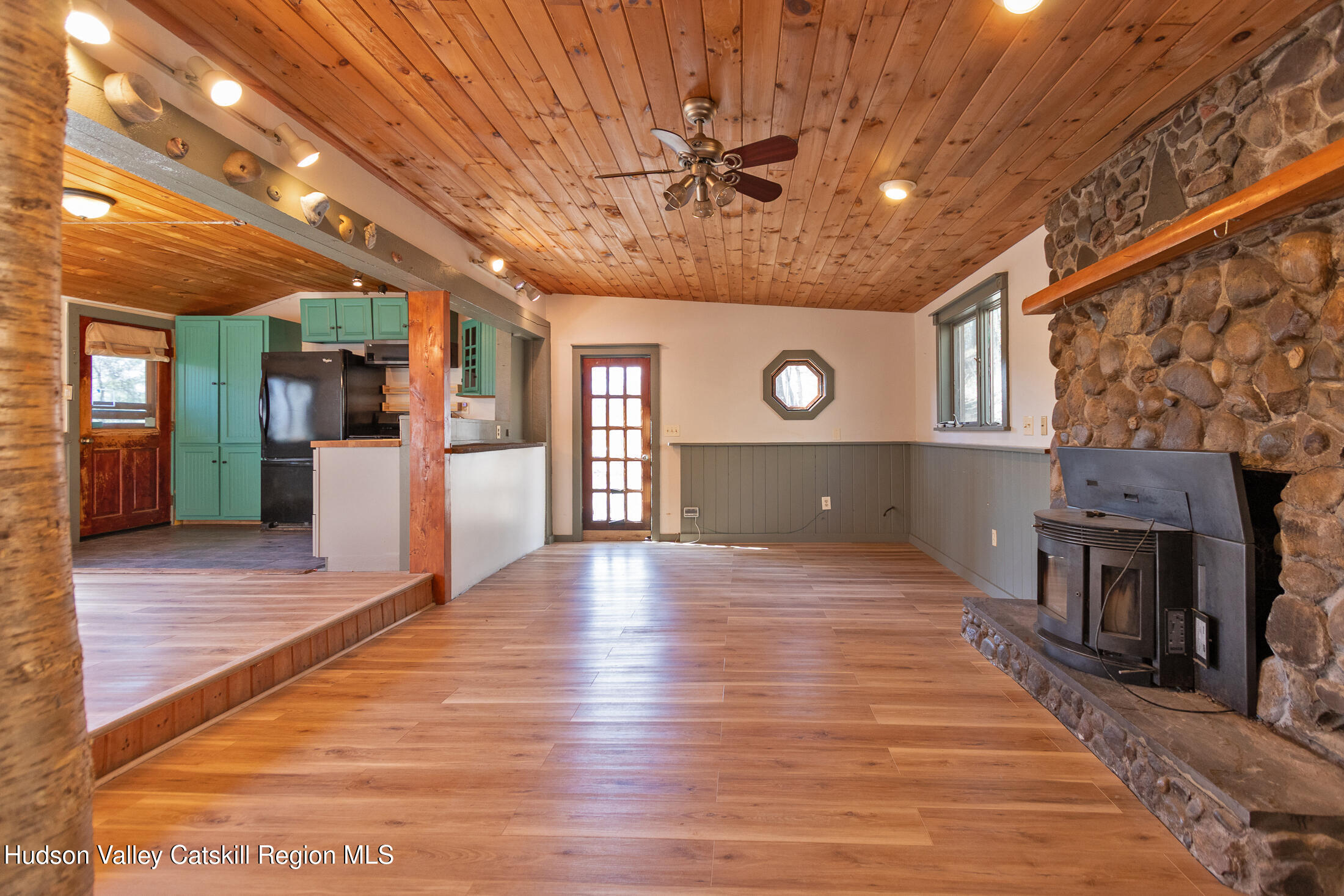 62 Grassy Ridge Road Olivebridge, NY 12461 - Photo 3 of 20 3