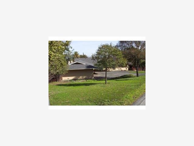 10690 Santa Lucia Road Cupertino, CA 95014 - Photo 8 of 8 Gallery Image 8