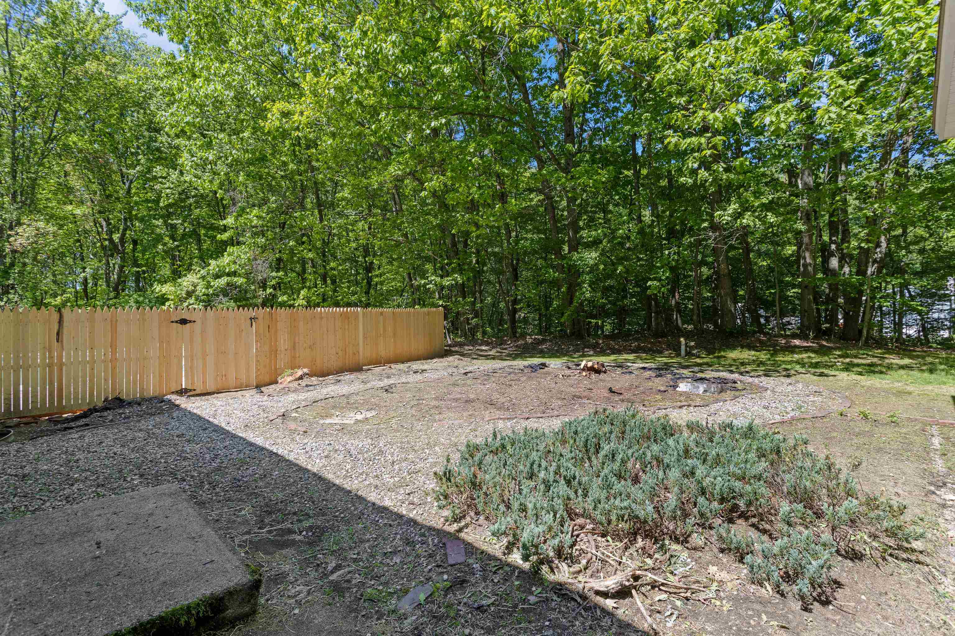 125 Blackwater Road Rochester, NH 03867 - Photo 19 of 60