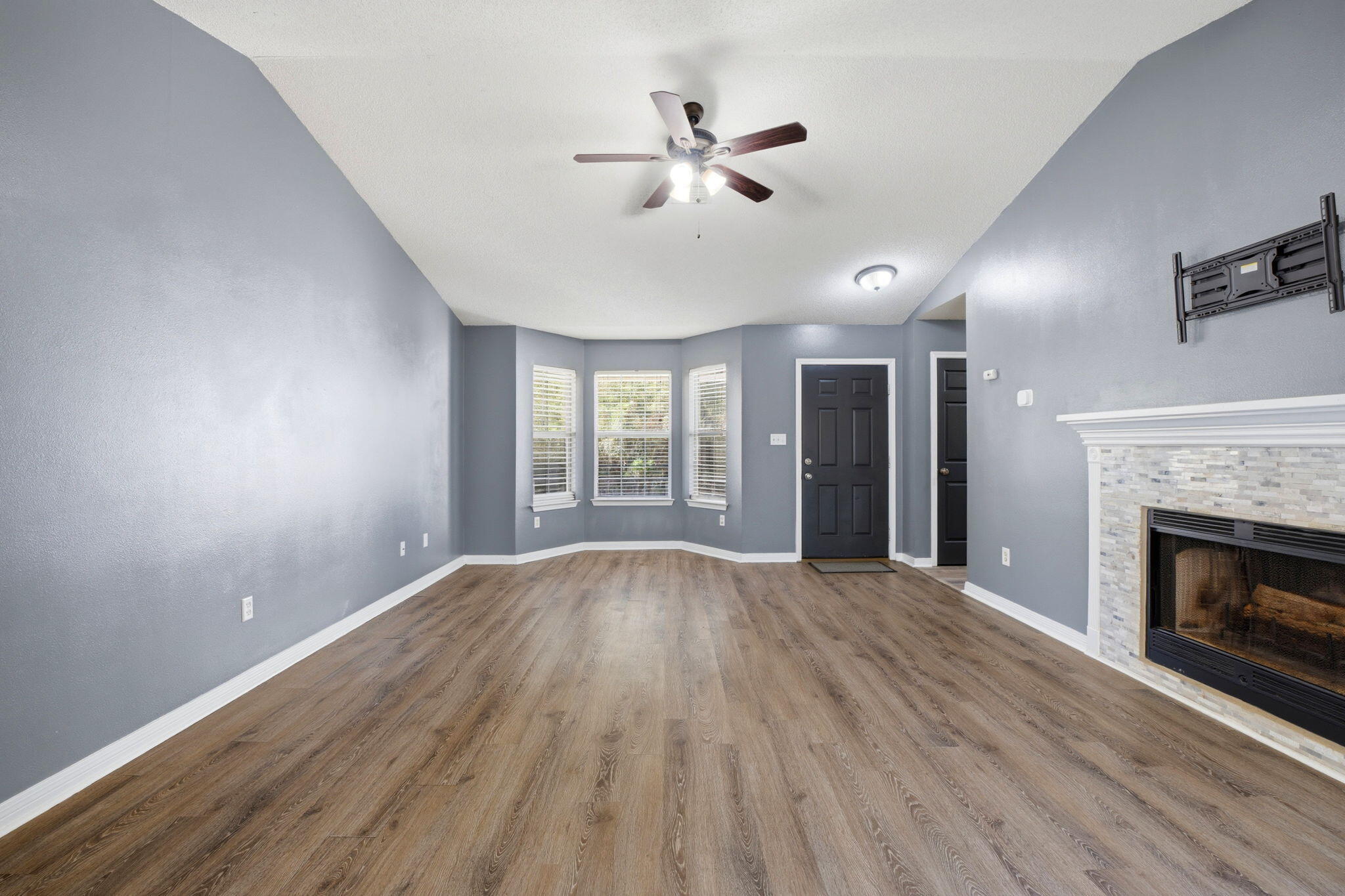 7312 Gordon Evans Road Navarre, FL 32566 - Photo 11 of 37 10-web-or-mls-7312-gordon-evans-rd