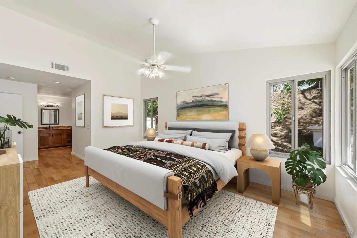 16490 Bridlewood Road Poway, CA 92064 - Photo 14 of 37 Digitally Altered. Original Image (https://zimg.paragon.ice.com/ParagonImages/Property/PA/SDMLS/-527007/14/533/400/6d00c5aa40ff899c27a8521ecca5a855/3/d2a2437c8e89a415a5e470938fd554fd/-527007-64cc6589-b929-45ed-97d4-14d5b6ca8522.JPG)