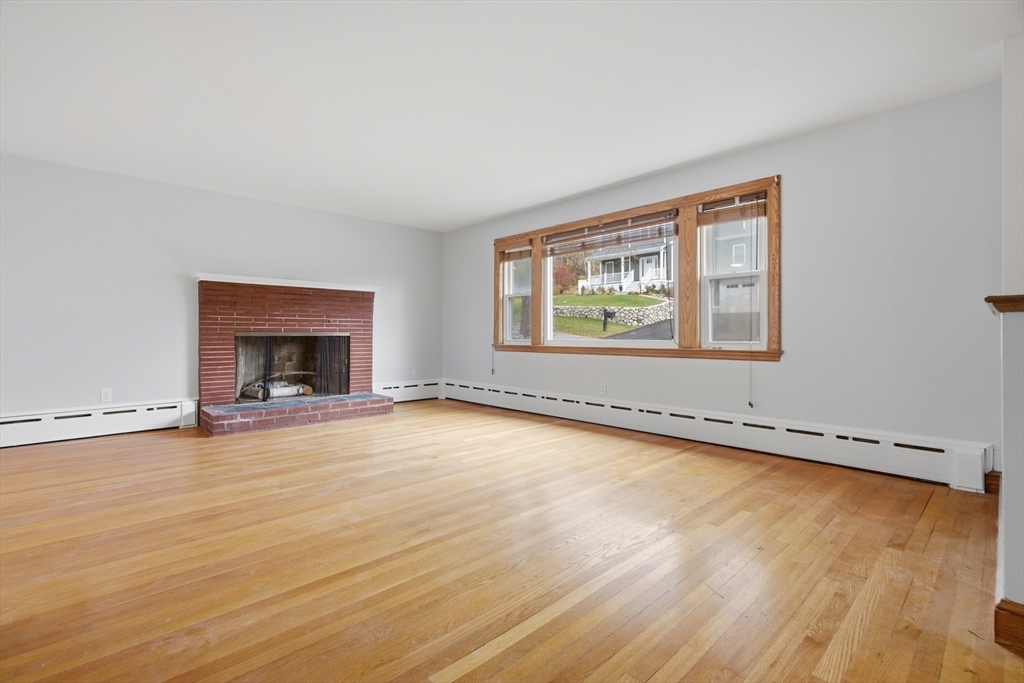 8 Steele Street Stoneham, MA 02180 - Photo 3 of 17