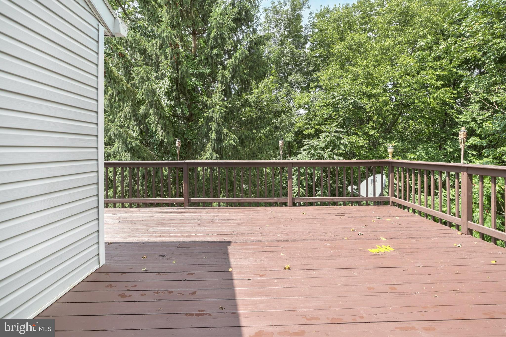 130 Greenleaf Road York, PA 17406 - Photo 8 of 36 Gallery Image 8