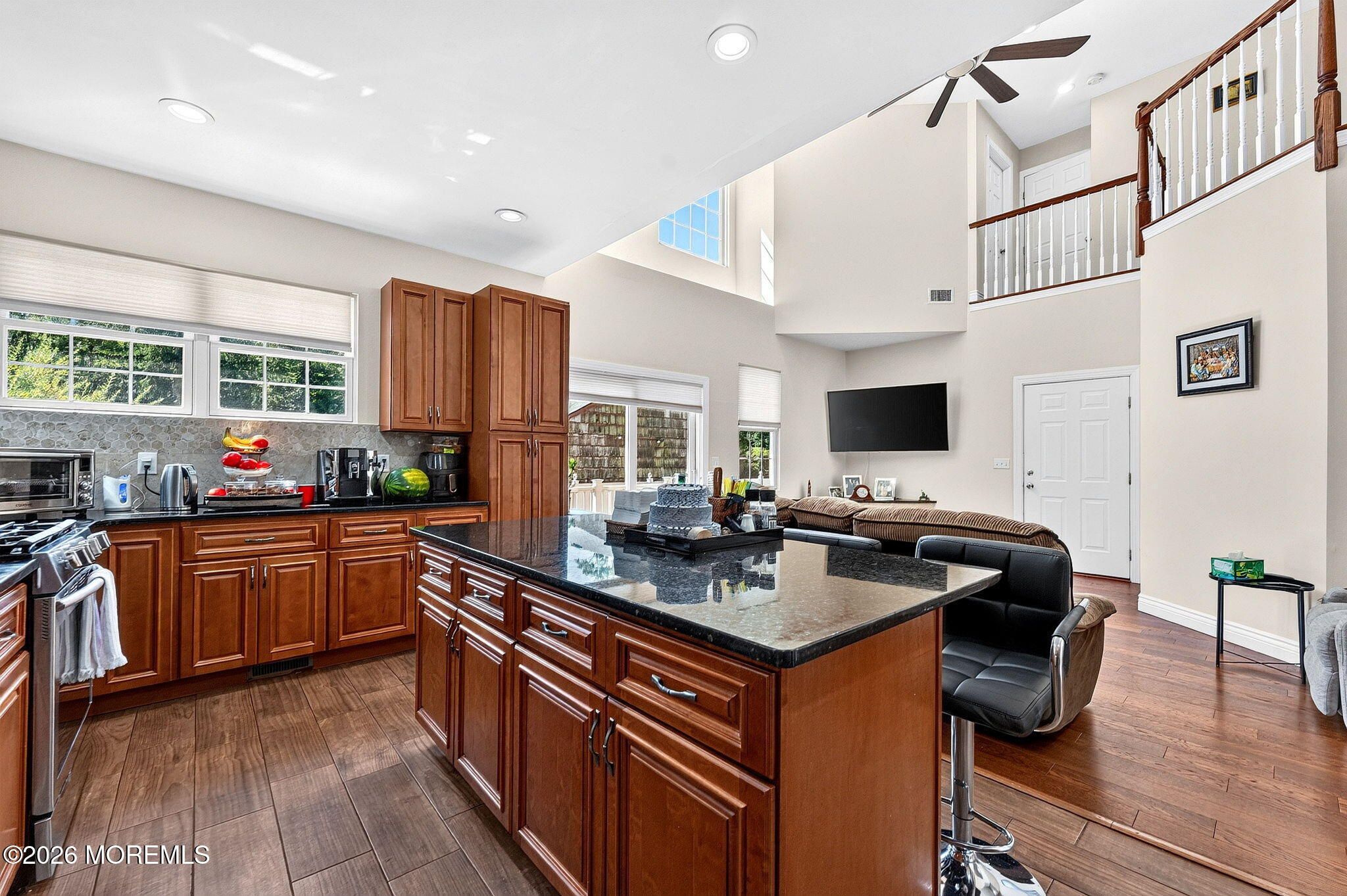 307 Spring Lawn Avenue Matawan, NJ 07747 - Photo 15 of 48 16-web-or-mls-DSC00184