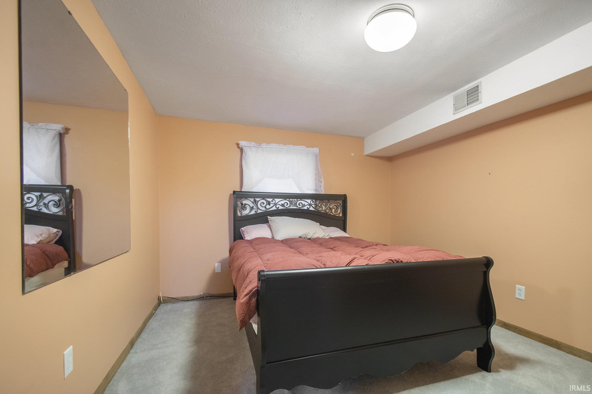 945 Handlebar Road Mishawaka, IN 46544 - Photo 24 of 33 Gallery Image 24