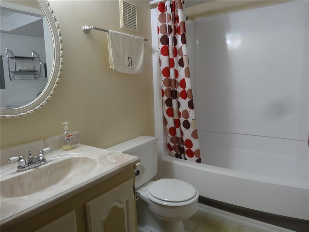 321 Ridge Point Circle, Unit B22 Bridgeville, PA 15017 - Photo 10 of 15 Gallery Image 10
