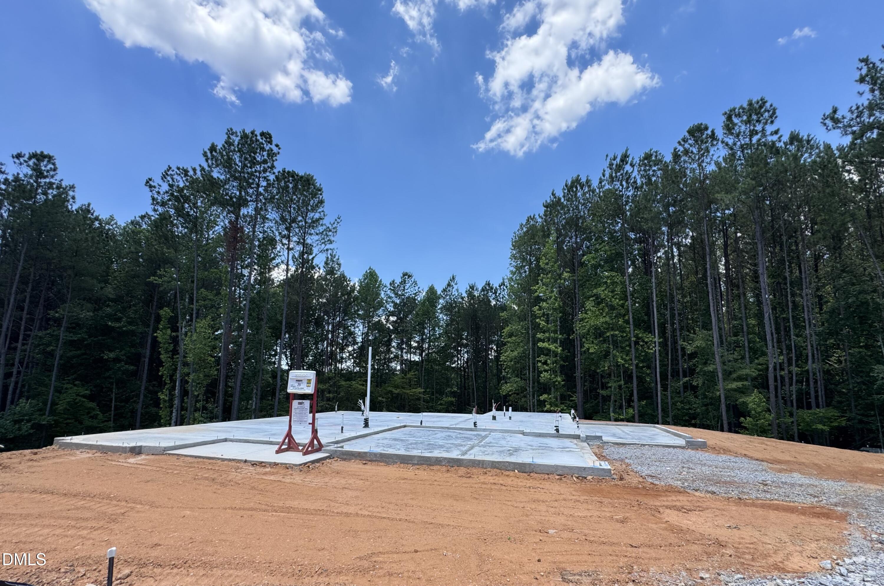 192 West Victoria Rdg Drive, Unit 25 Selma, NC 27576 - Photo 2 of 5 Current stage